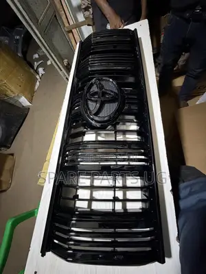 Landcruiser Prado Fj150 2018 - 2023 Black Edition Grille