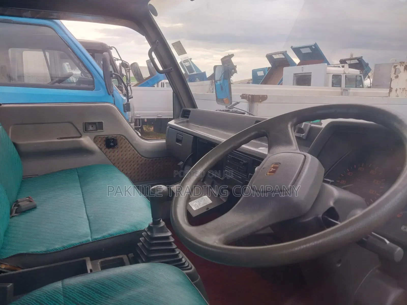 Mitsubishi Canter 4 Ton Truck 1993