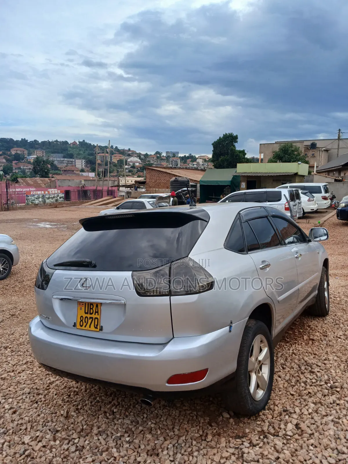 Toyota Harrier 2.5 Hybrid 4WD 2015 Silver