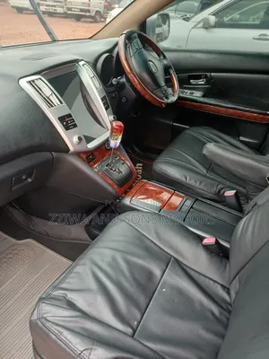 Toyota Harrier 2.5 Hybrid 4WD 2015 Silver