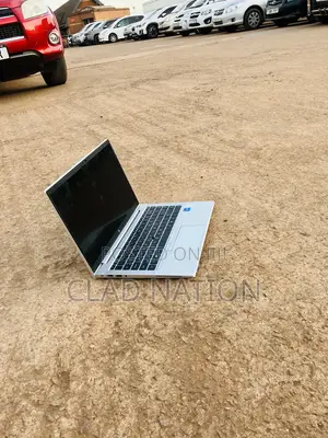 Laptop HP EliteBook 840 G8 16GB Intel Core i7 SSD 512GB