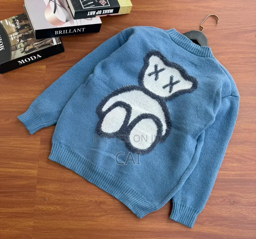 Light Blue, v-Neck Knitted Cardigan