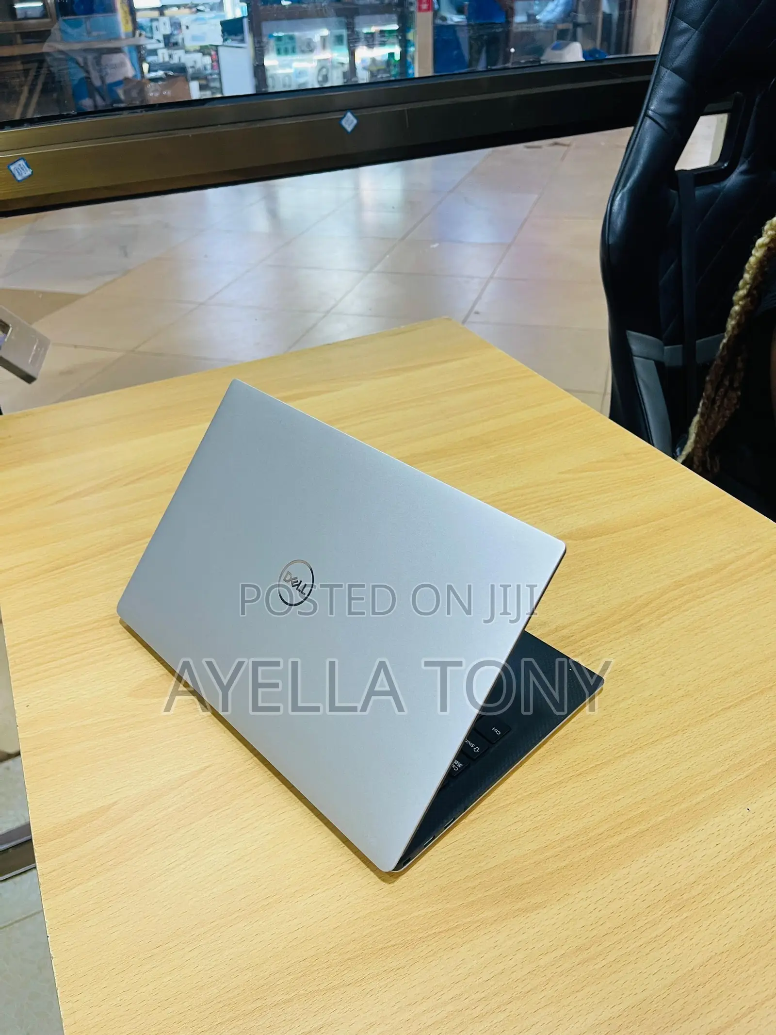New Laptop Dell XPS 13 9350 16GB Intel Core i7 SSD 512GB