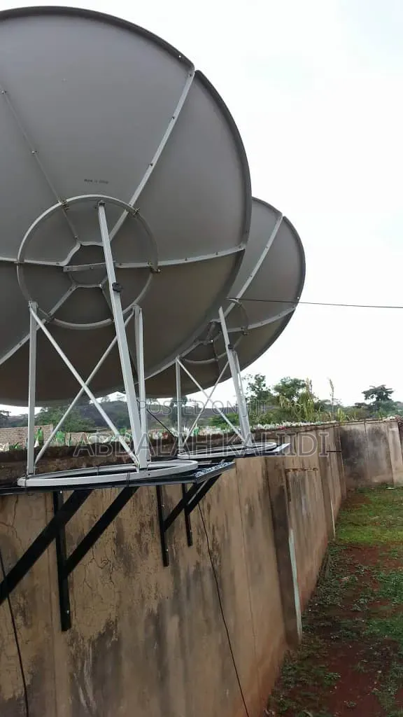 Satellite Dish Installer DSTV Startime Azam Arabsat