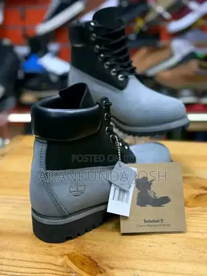 Classic Leather Chelsea Boots