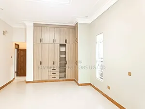 4bdrm House in Kira for sale