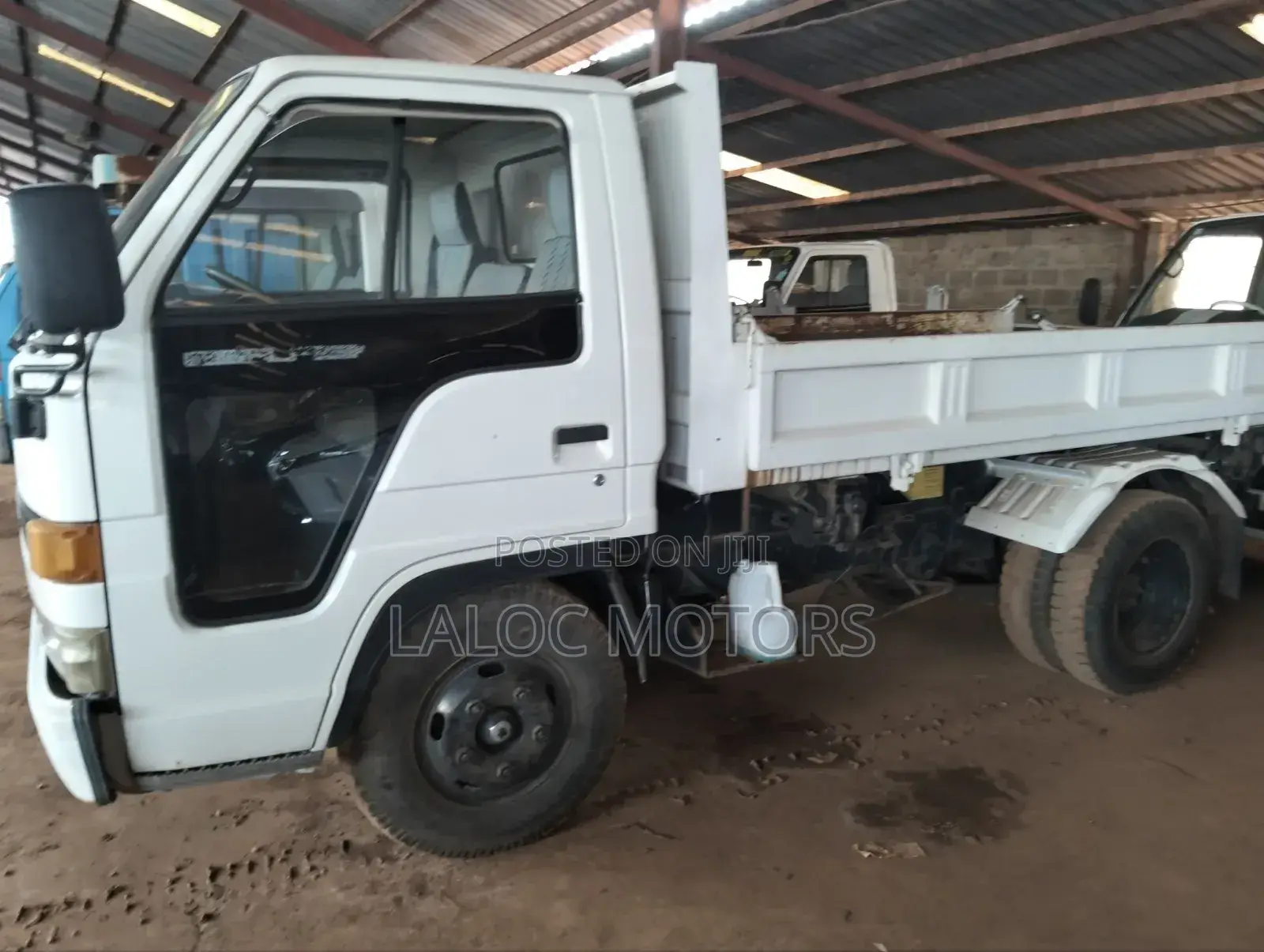 Isuzu Elf Truck