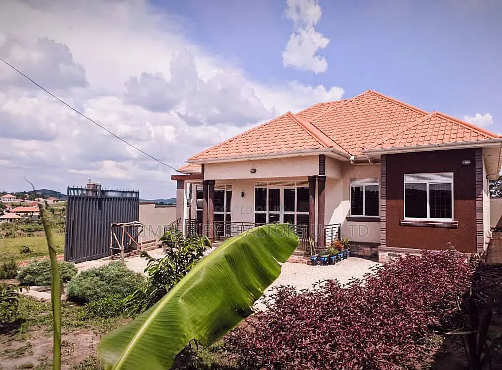 4bdrm House in Kira for sale