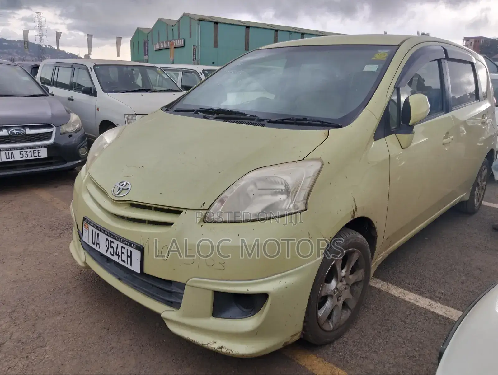 Toyota Passo Sette 1.5 FWD 2012 Green