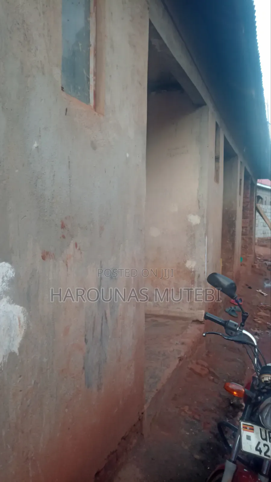 2bdrm House in Kazinga Junction, Wakiso / Wakiso for sale
