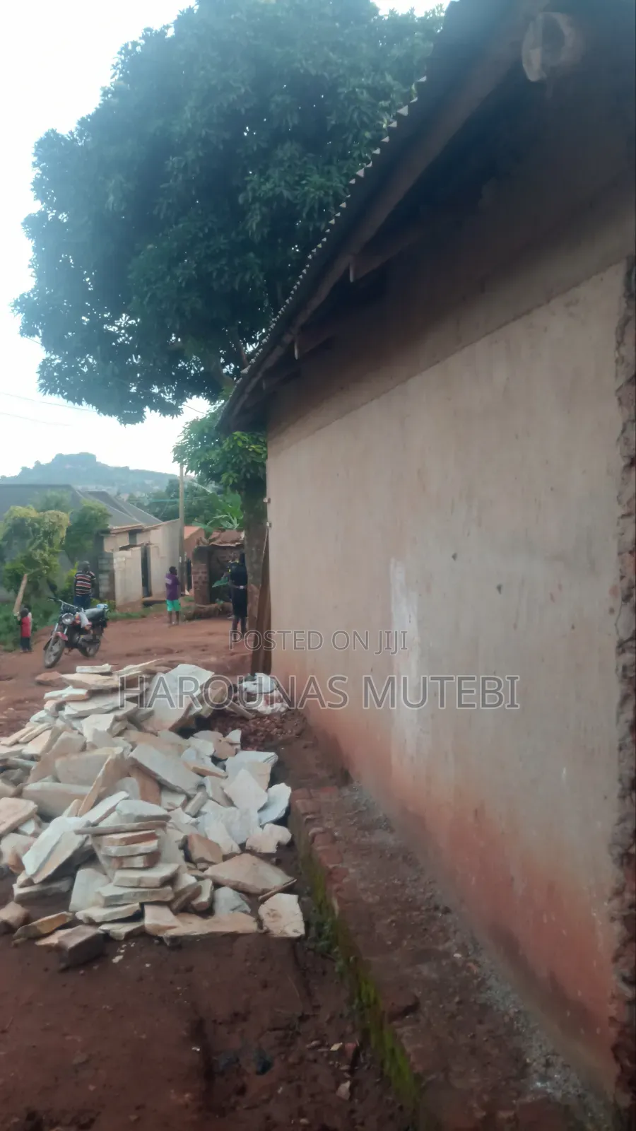2bdrm House in Kazinga Junction, Wakiso / Wakiso for sale