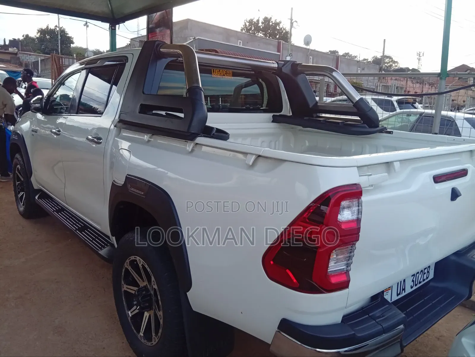 Toyota Hilux Revo Double Cab Deisel 2.8 RWD 2017 White