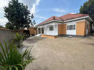 4bdrm House in Ssisa for sale