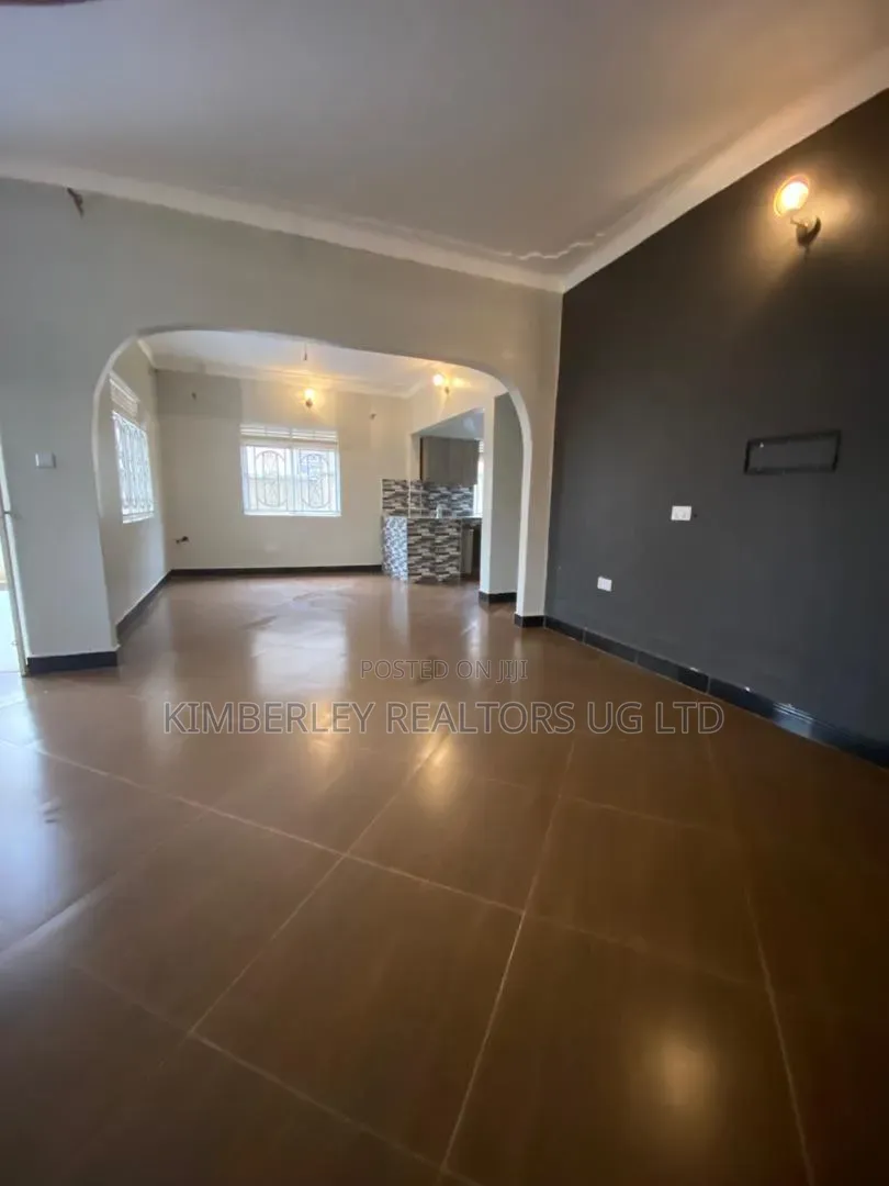 4bdrm House in Ssisa for sale