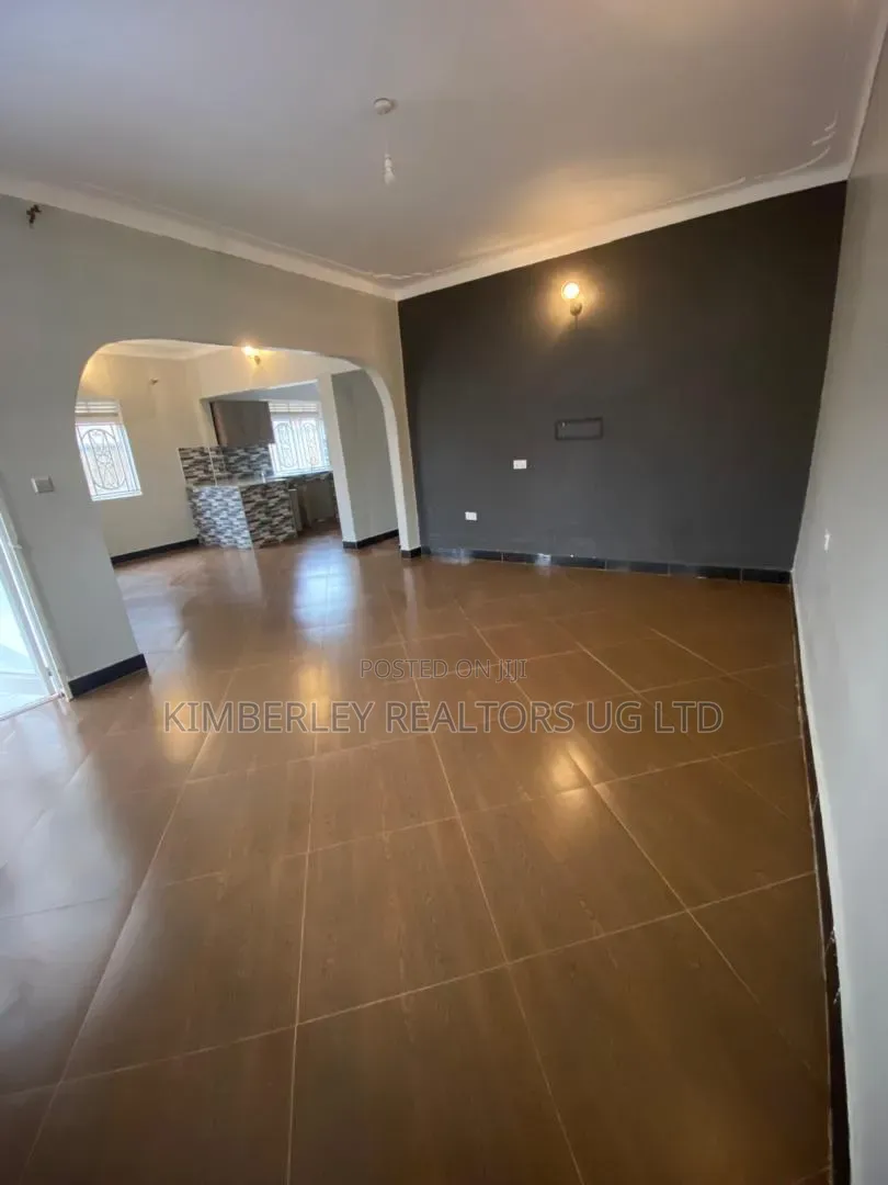 4bdrm House in Ssisa for sale