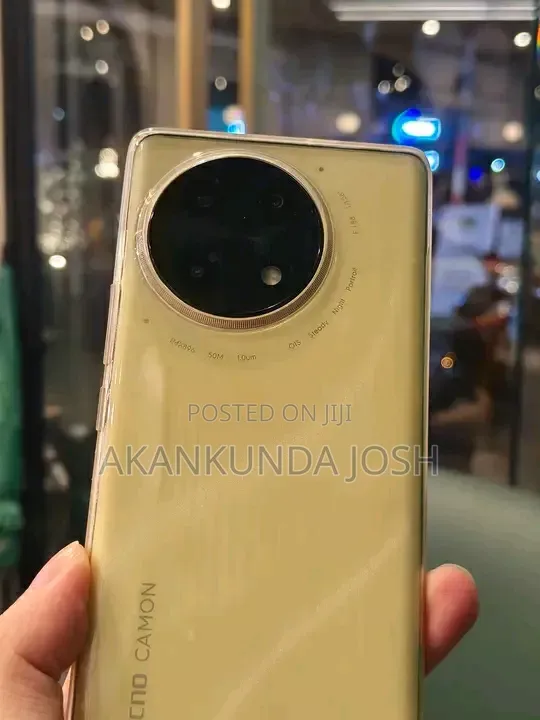 New Tecno Camon 30S 256 GB Gold