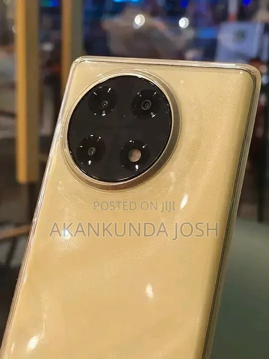 New Tecno Camon 30S 256 GB Gold