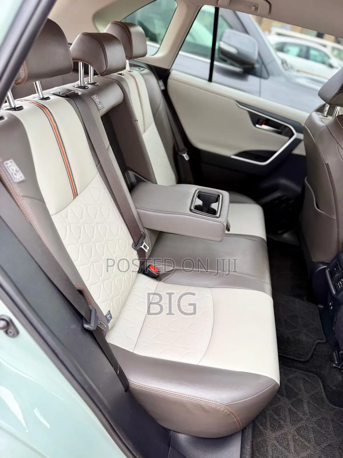 Toyota RAV4 Adventure 2019 Green