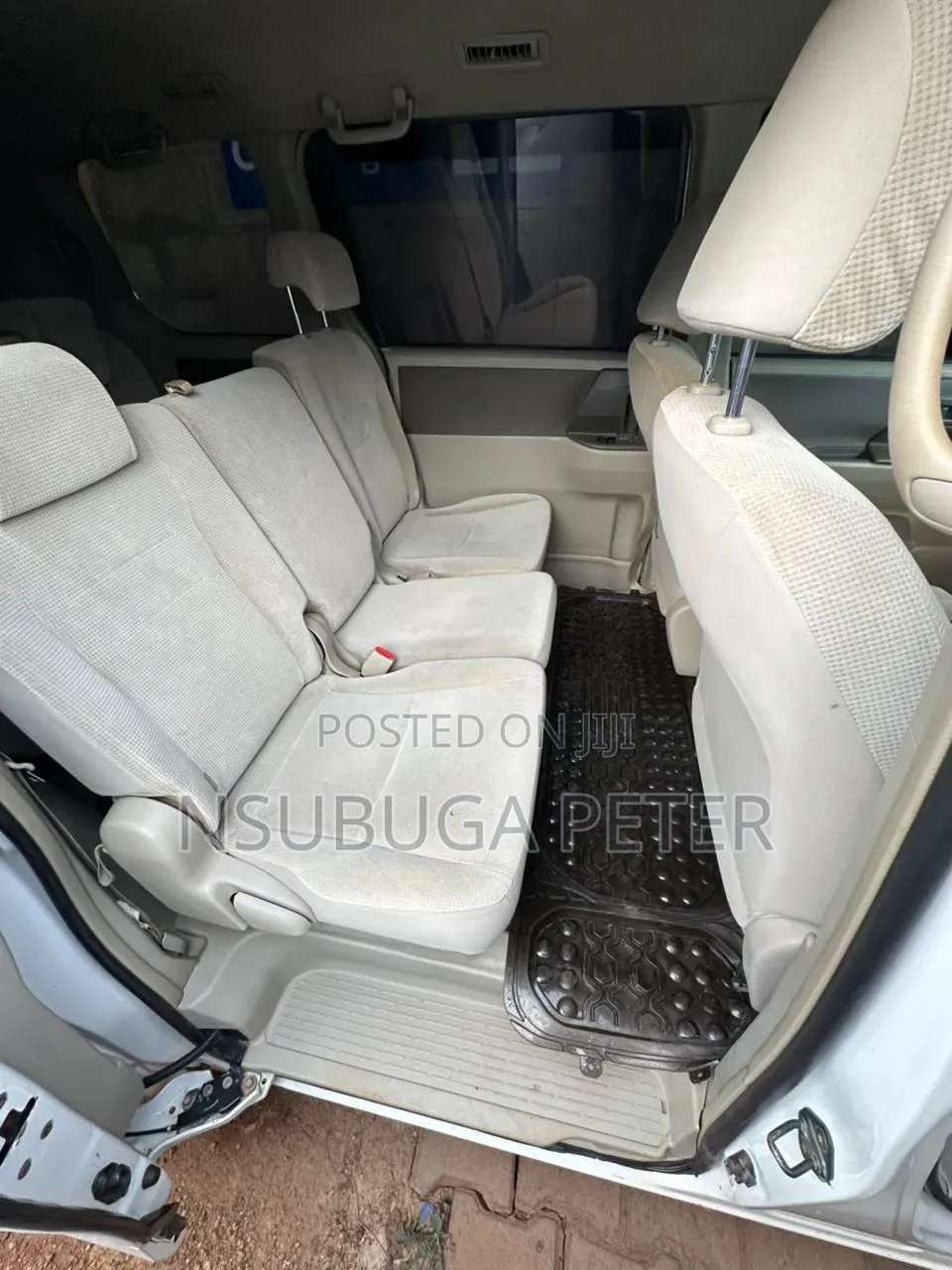 Toyota Noah 2009 White