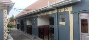 Furnished 8bdrm House in Nakasongola TC for sale