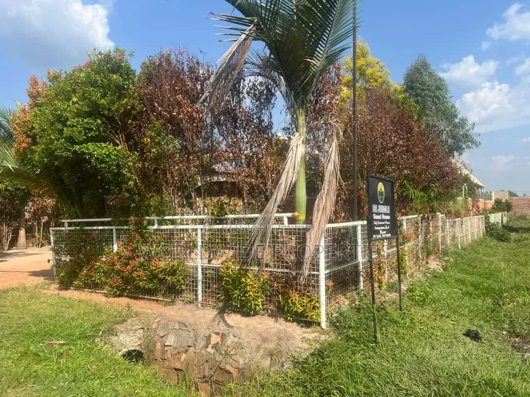 Furnished 8bdrm House in Nakasongola TC for sale