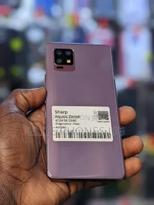 Sharp Aquos zero6 128 GB Purple