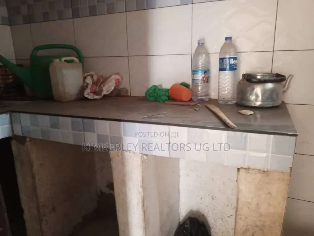 3bdrm House in Goma for sale