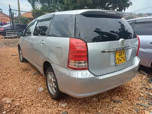 Toyota Wish 2006 Silver