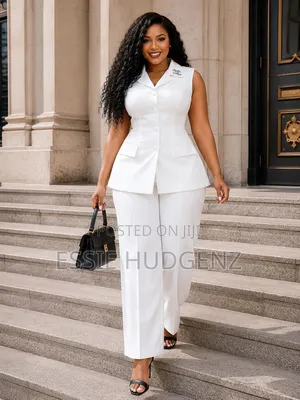 Sleeveless Ladies Suits