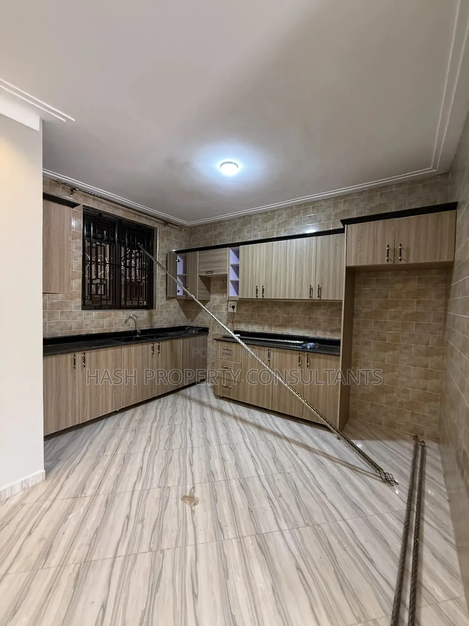 2bdrm Apartment in Muyenga, Central Division for rent