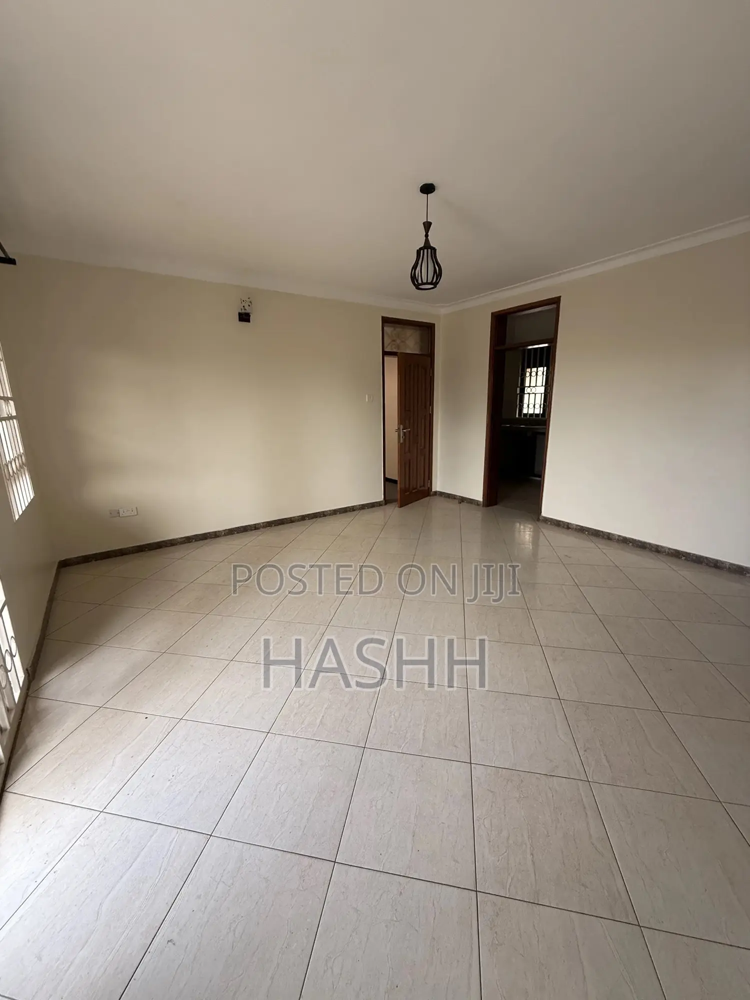 3bdrm Apartment in Muyenga, Central Division for rent