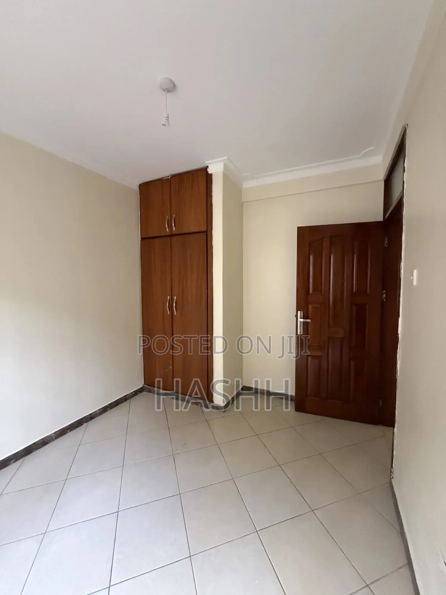 3bdrm Apartment in Muyenga, Central Division for rent