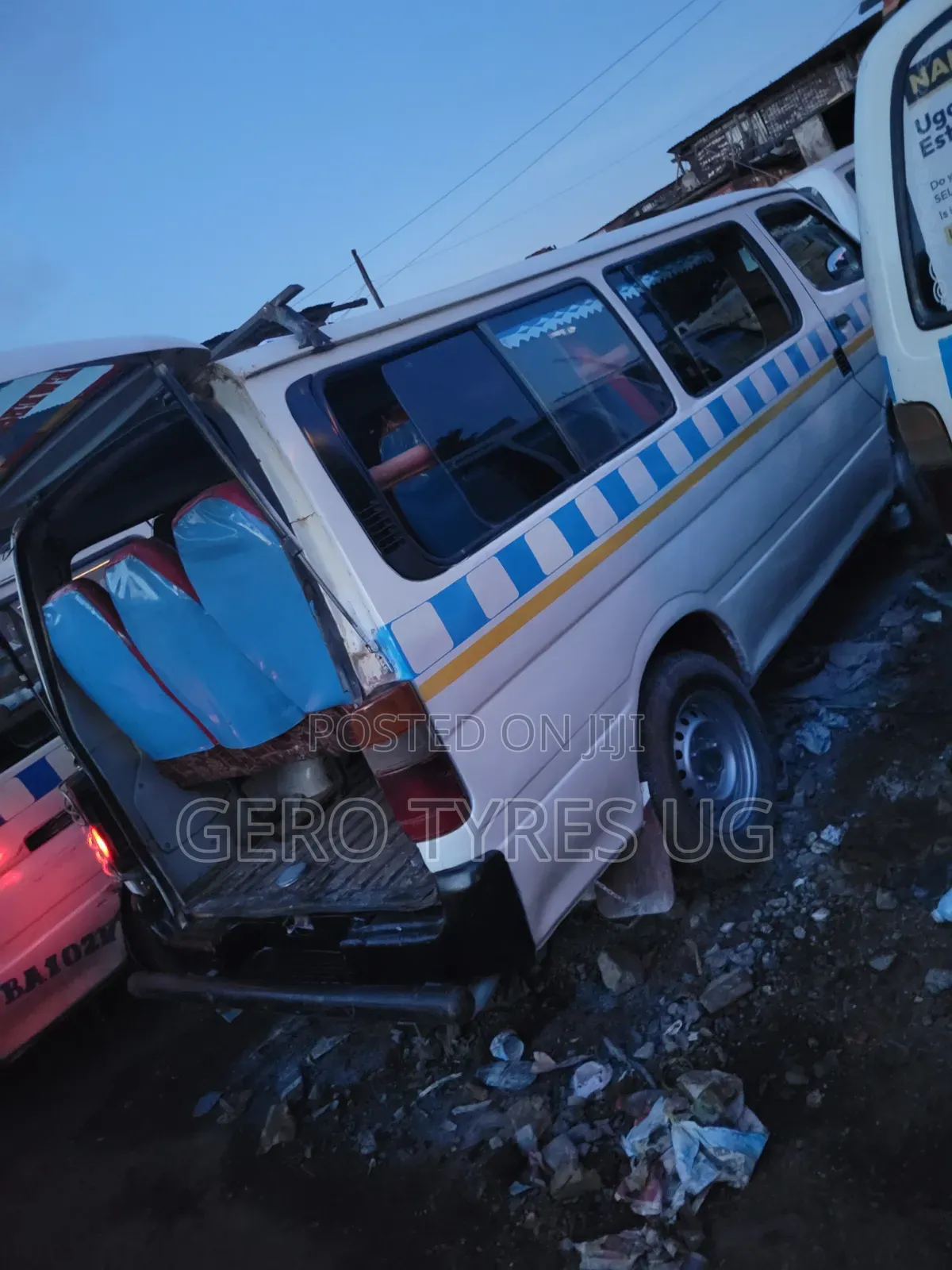 Toyota HiAce 1995 White