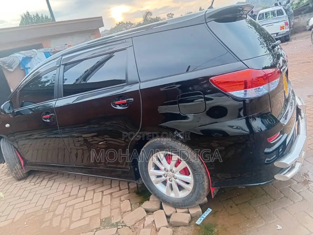 Toyota Wish 2010 Black
