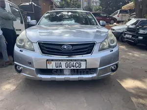 Subaru Outback 2011 Silver