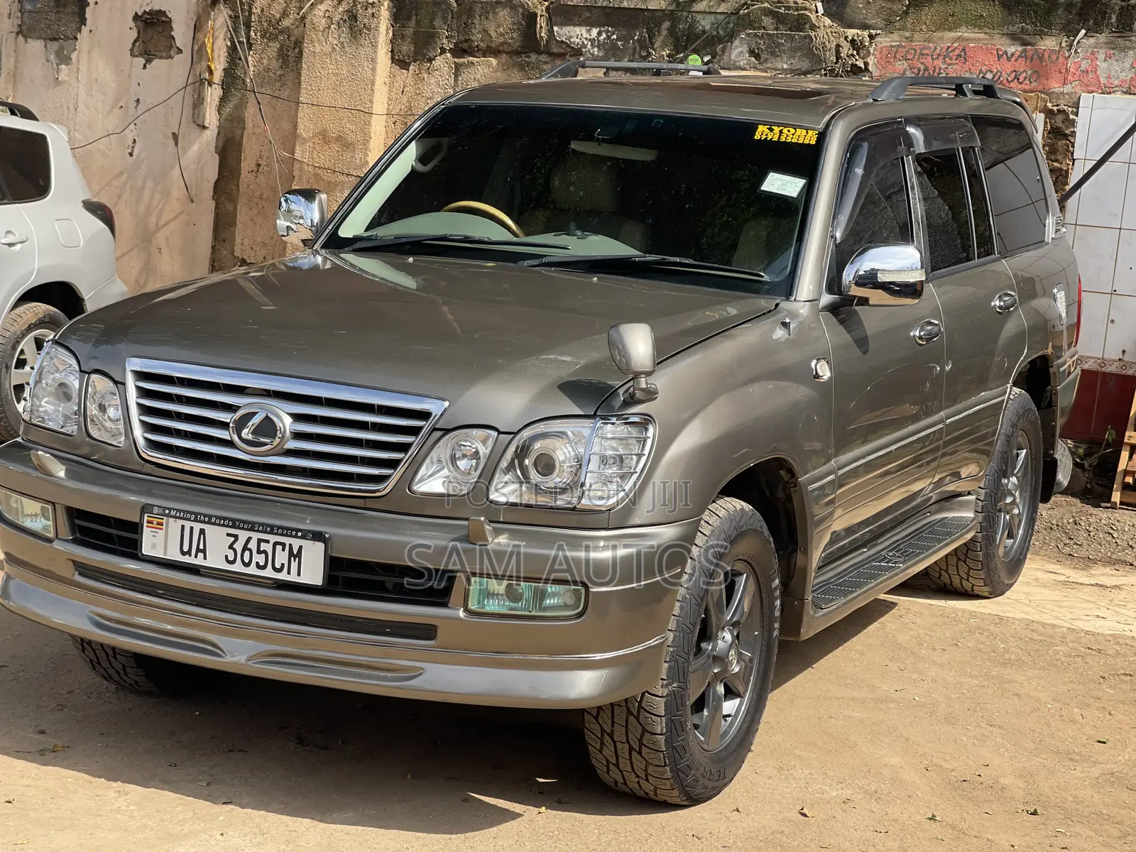 Toyota Land Cruiser Cygnus 4.7 2002 Gold