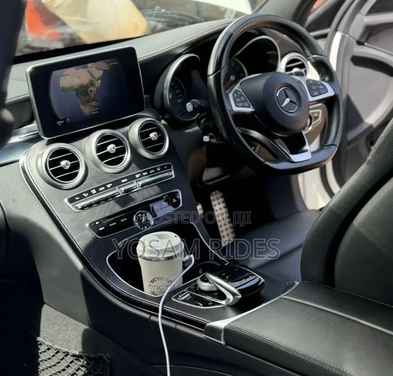 Mercedes-Benz C200 2016 White
