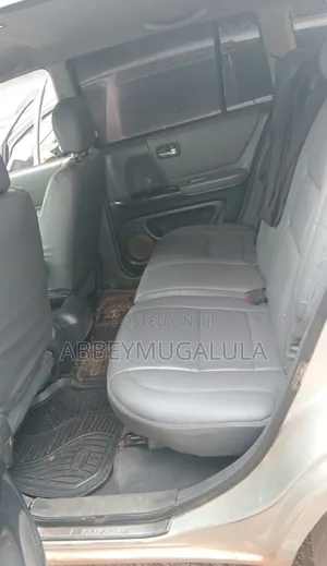 Toyota Kluger 2005 Silver