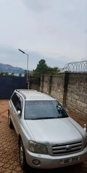 Toyota Kluger 2005 Silver