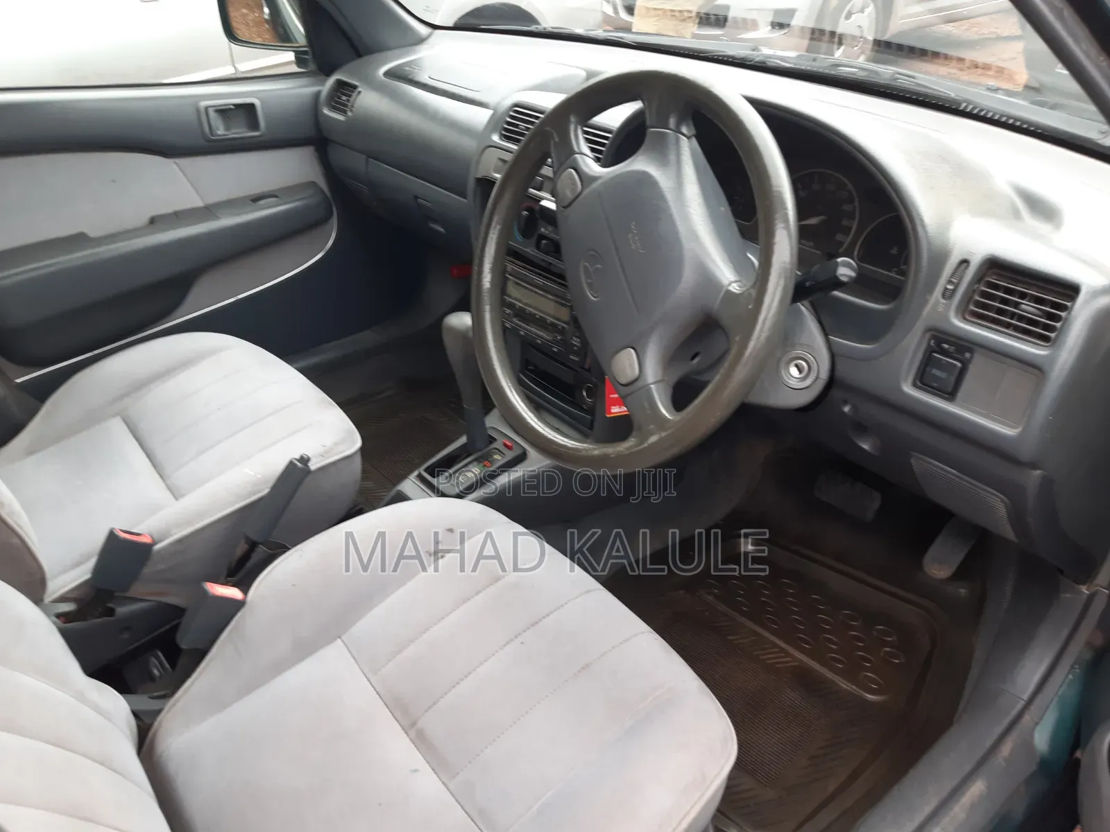 Toyota Duet 2001 Green