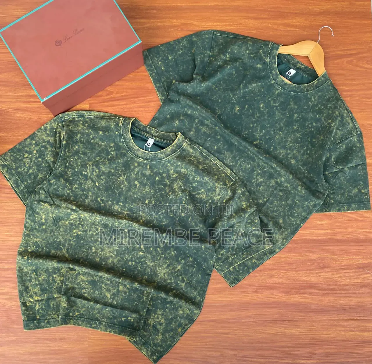 Gent's Round Neck T-Shirts