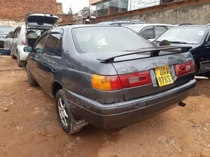 Toyota Corona Premio 1999 Green