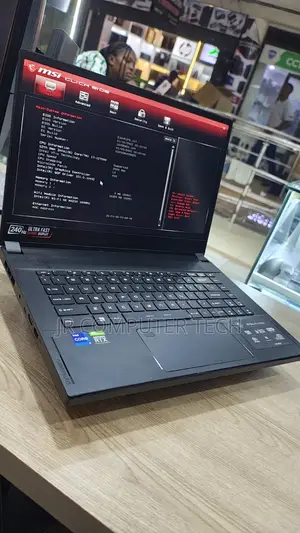 Laptop MSI GS66 Stealth 12UHS 16GB Intel Core i7 SSD 512GB