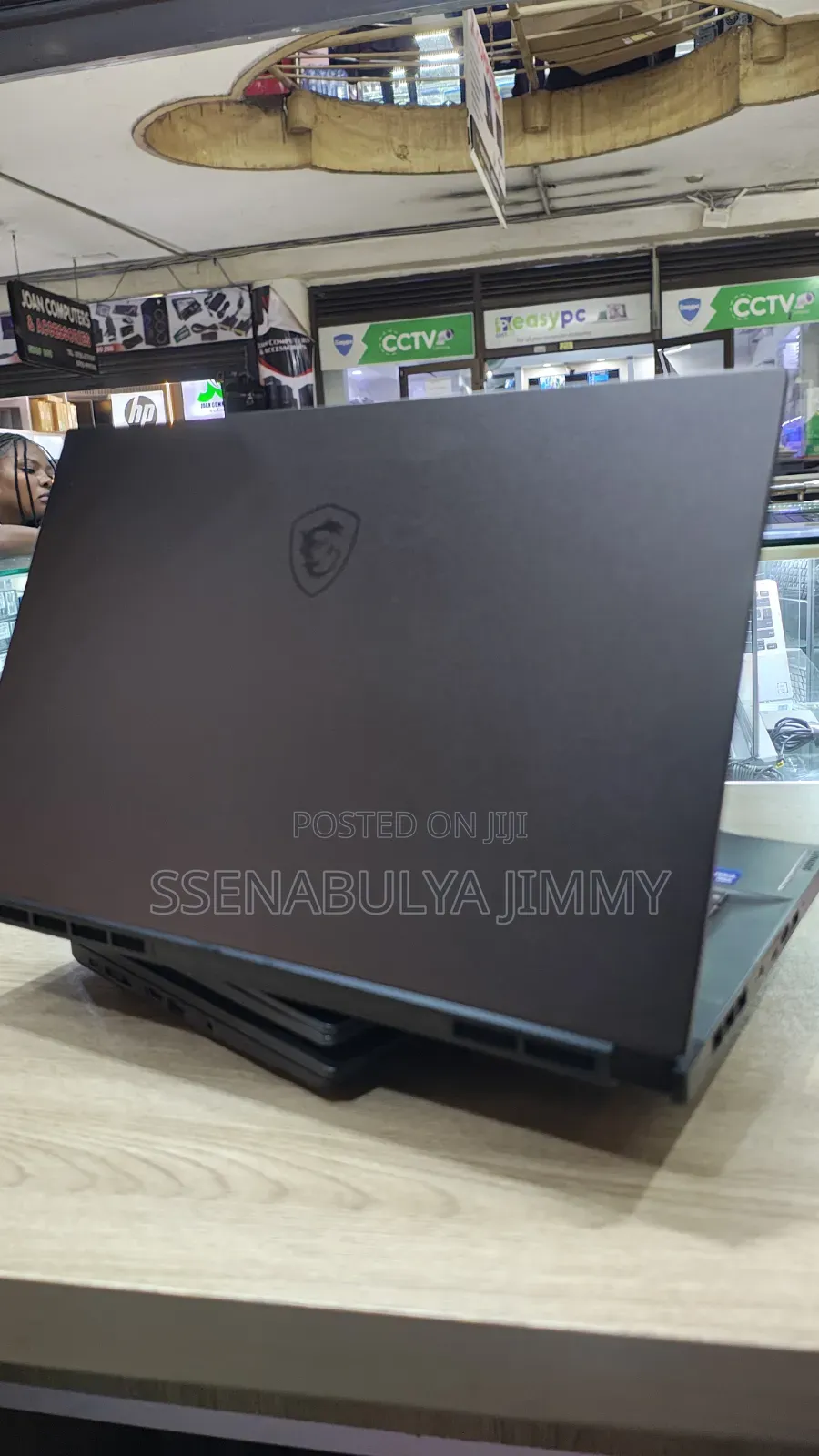 Laptop MSI GS66 Stealth 12UHS 16GB Intel Core i7 SSD 512GB