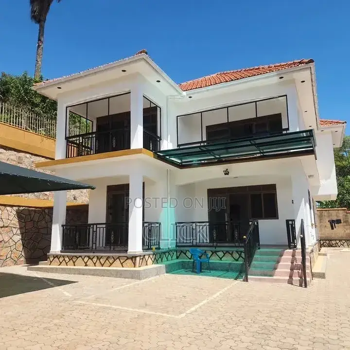 5bdrm Duplex in Munyonyo, Makindye for rent