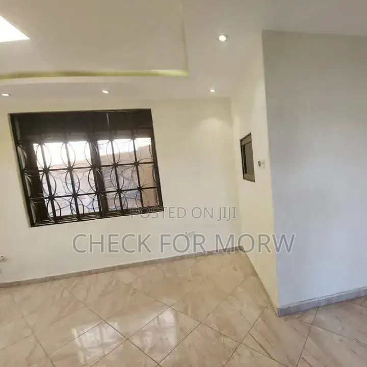 5bdrm Duplex in Munyonyo, Makindye for rent