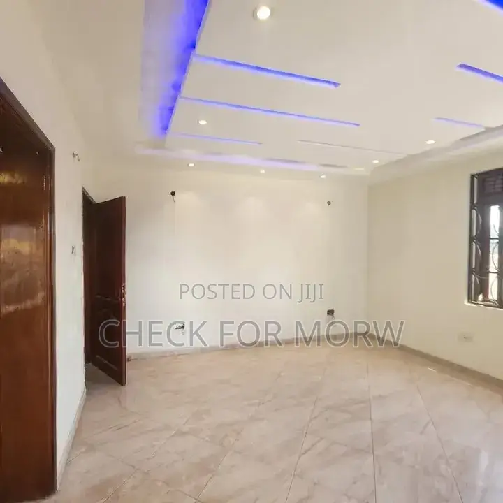 5bdrm Duplex in Munyonyo, Makindye for rent