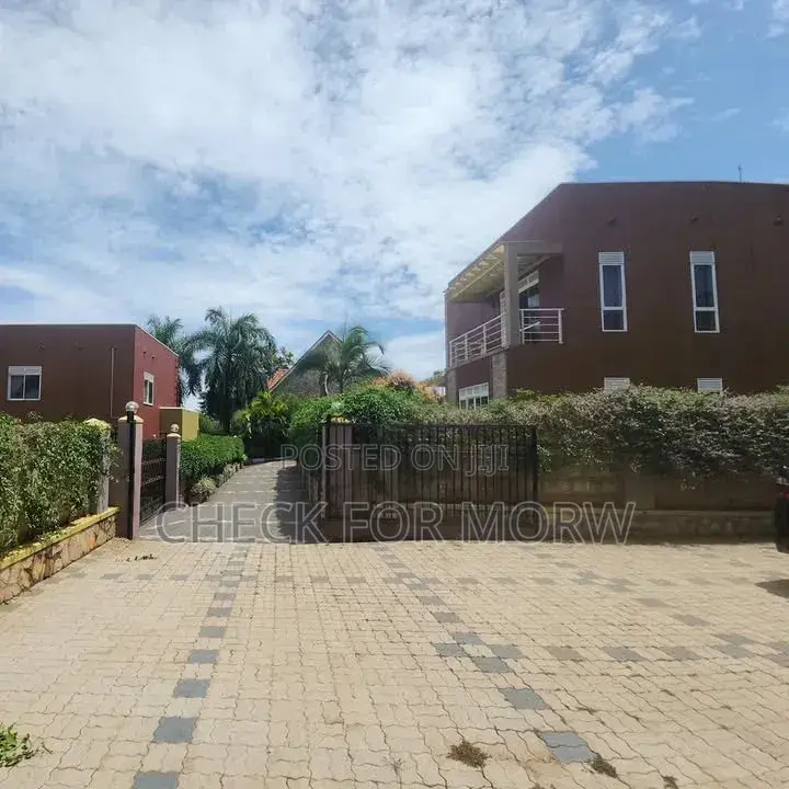 4bdrm Duplex in Ntinda, Nakawa for rent