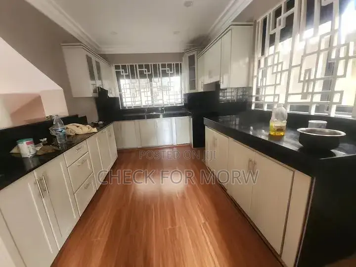 5bdrm Duplex in Buziga, Nakawa for rent