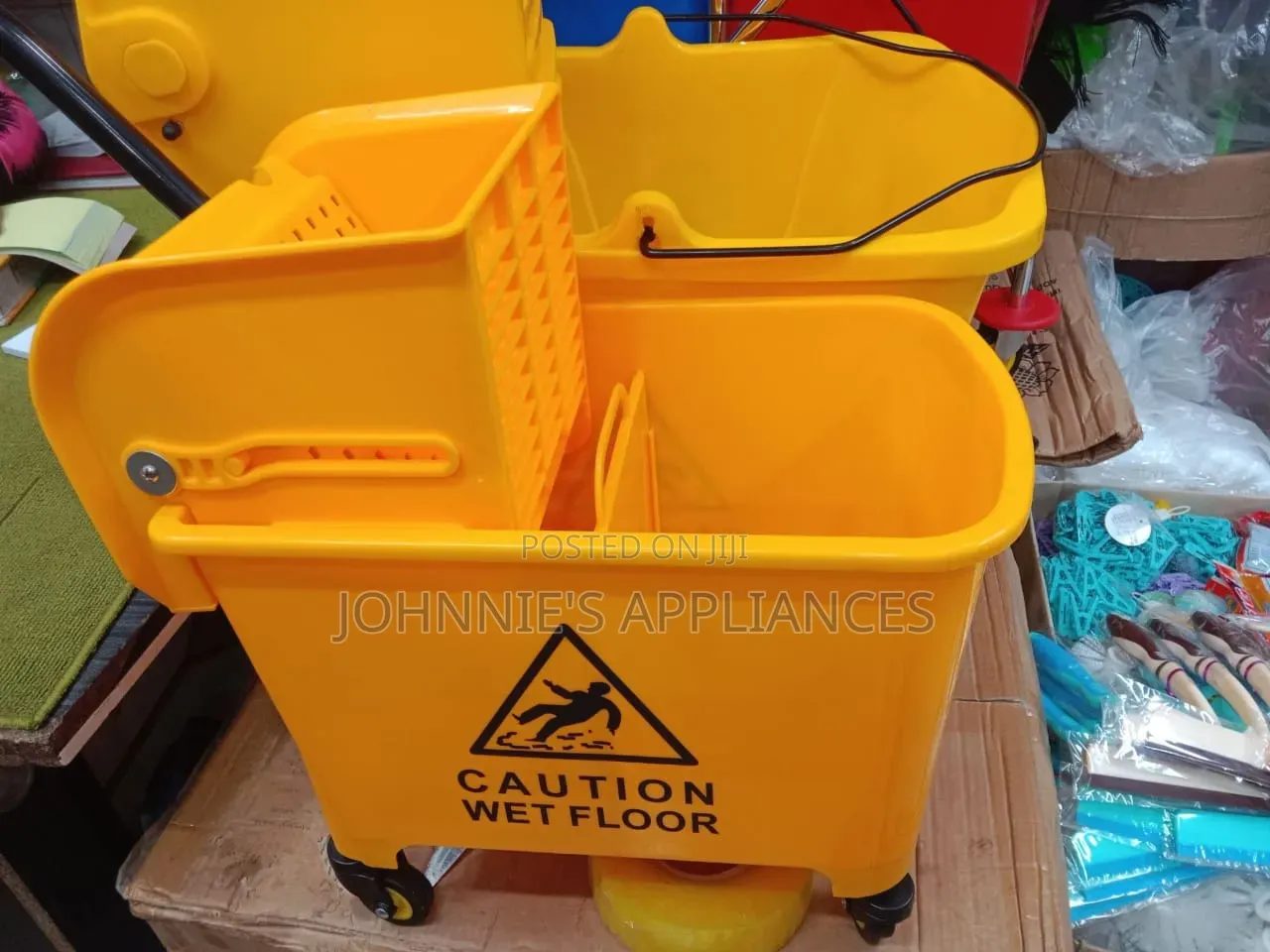 20l Commercial Mop Bucket With Wringer Wheels – Wet Floor Cleaning